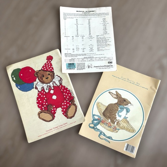 Gloria & Pat Cross Stitch Leaflet Books & Susan Heiss Musical Alphabet lot - Picture 2 of 3